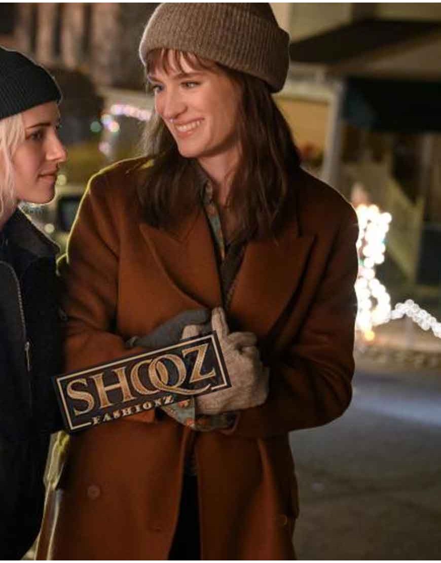 Mackenzie Davis Happiest Season Harper Coat
